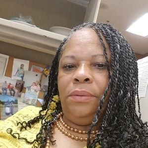 Meet your Posher, Lazetta